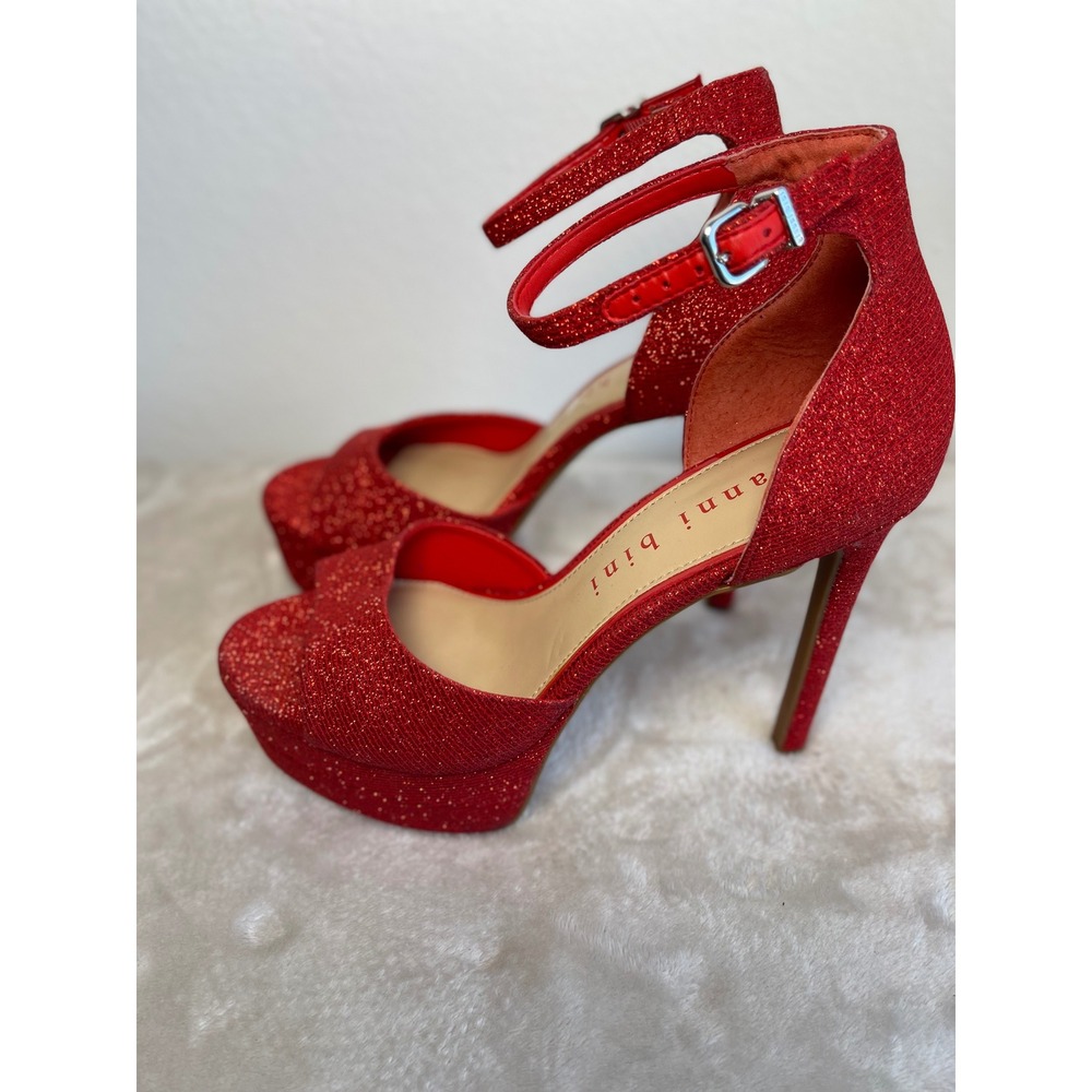 Gianni Bini Red Glitter Platform Heels Ankle Strap Sandals Womens 7.5 M - Picture 3 of 15